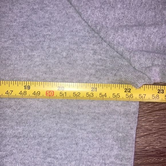 Juniors Vintage XXL Disney Mickey & Minnie Gray & Black Top - Picture 7 of 9